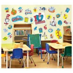 AMSCAN Dr. Seuss Cut Outs